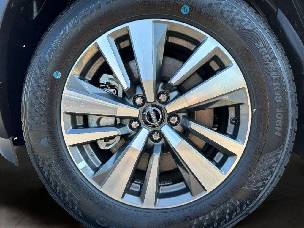 2025 Nissan Pathfinder SL San Clemente CA 2025 Nissan Pathfinder SL San Clemente CA