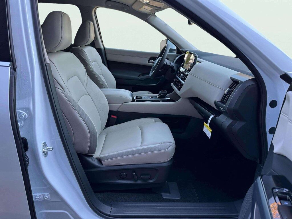 2025 Nissan Pathfinder SL San Clemente CA