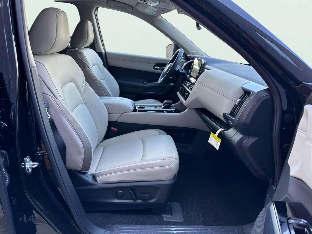 2025 Nissan Pathfinder SL San Clemente CA