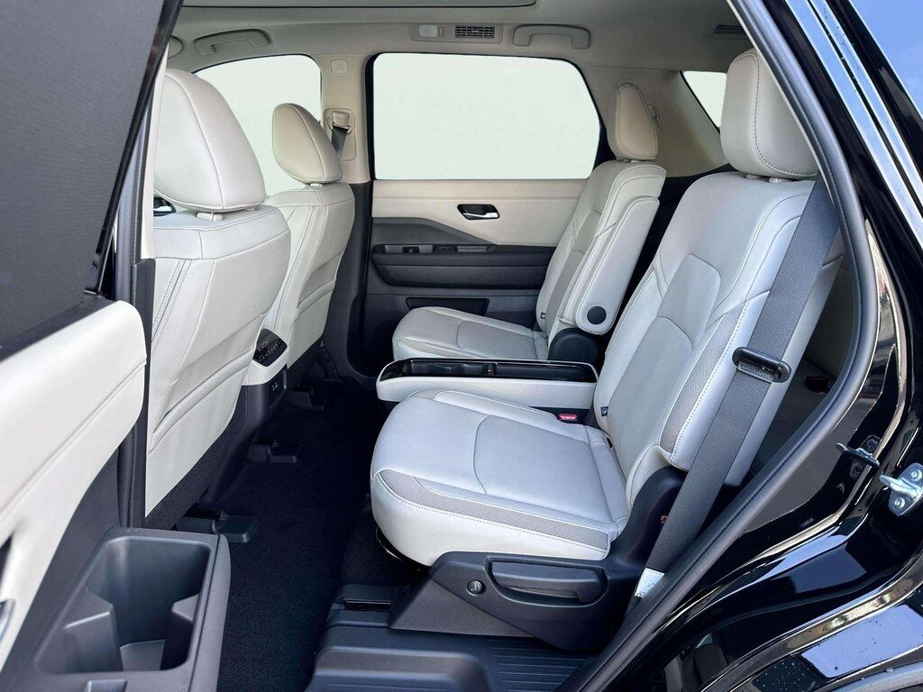 2025 Nissan Pathfinder SL San Clemente CA