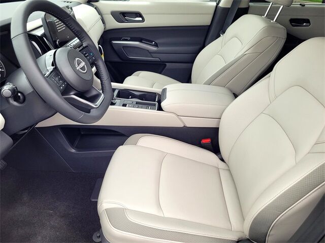 2025 Nissan Pathfinder SL Roseville CA