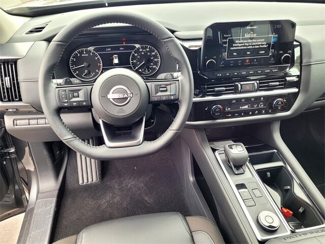 2025 Nissan Pathfinder SL Roseville CA