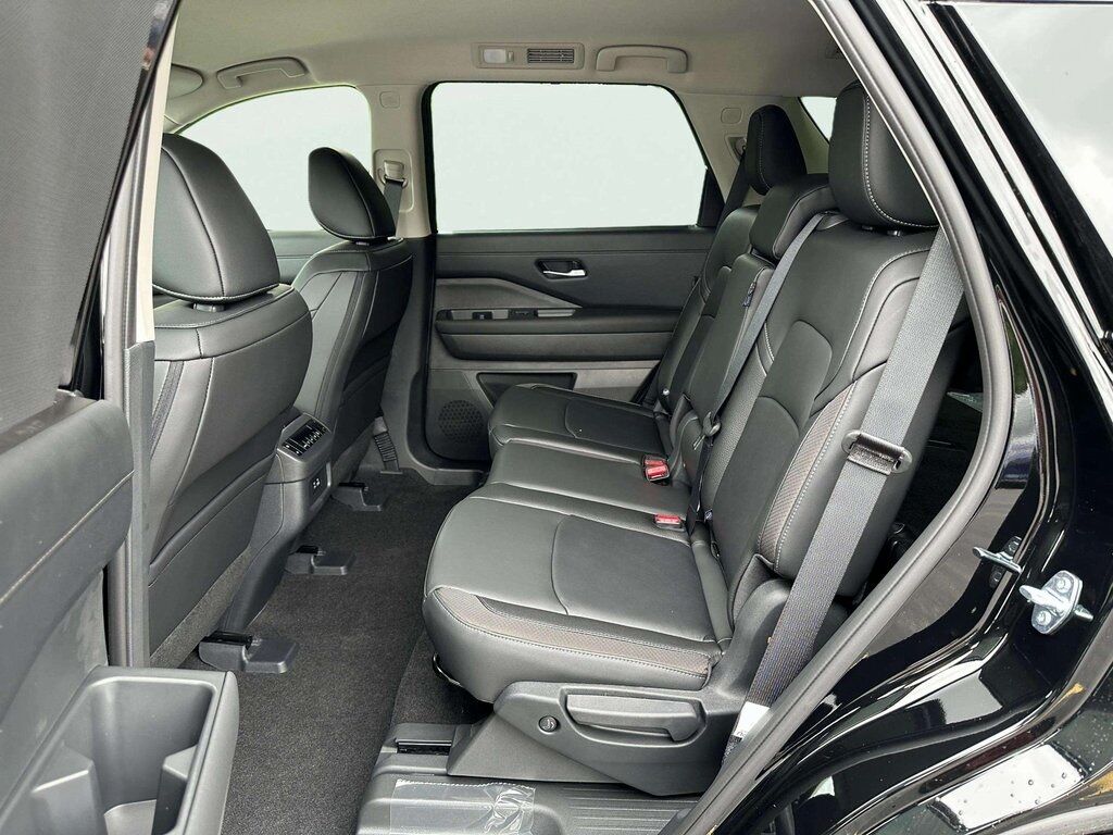 2025 Nissan Pathfinder SL San Clemente CA