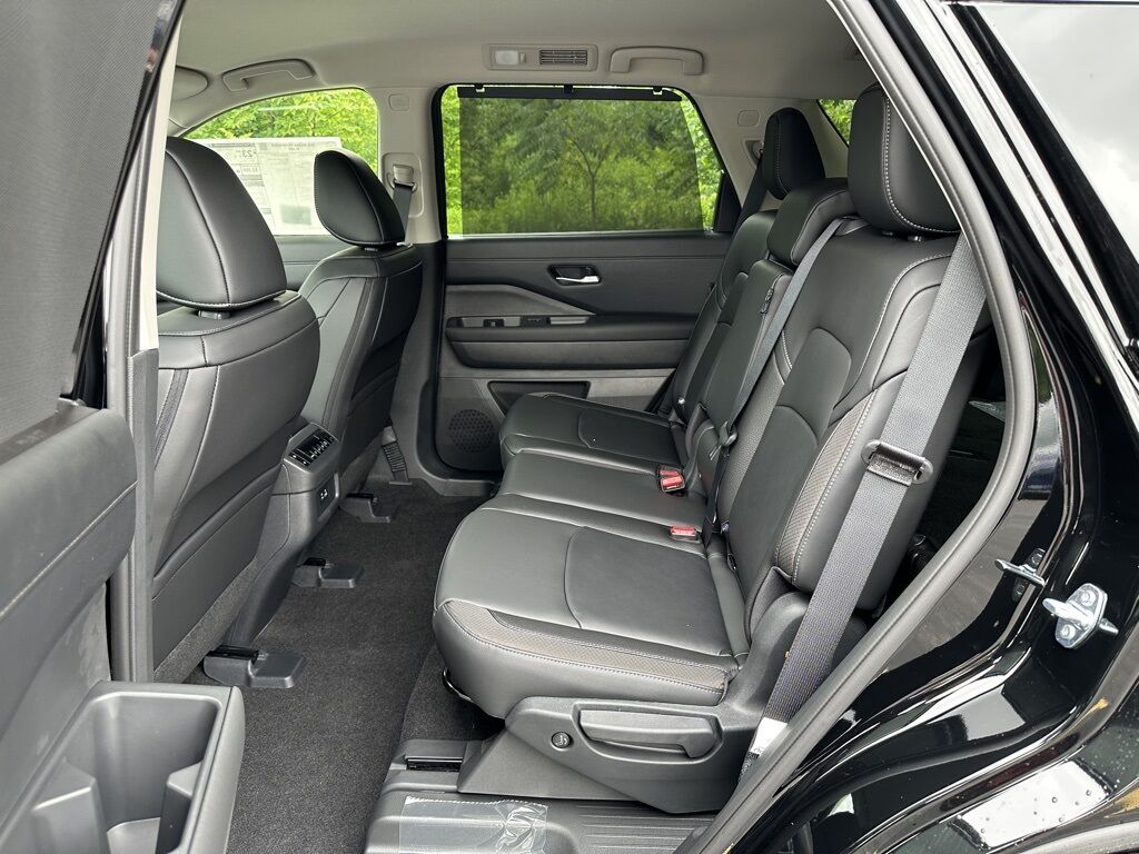 2025 Nissan Pathfinder SL San Clemente CA