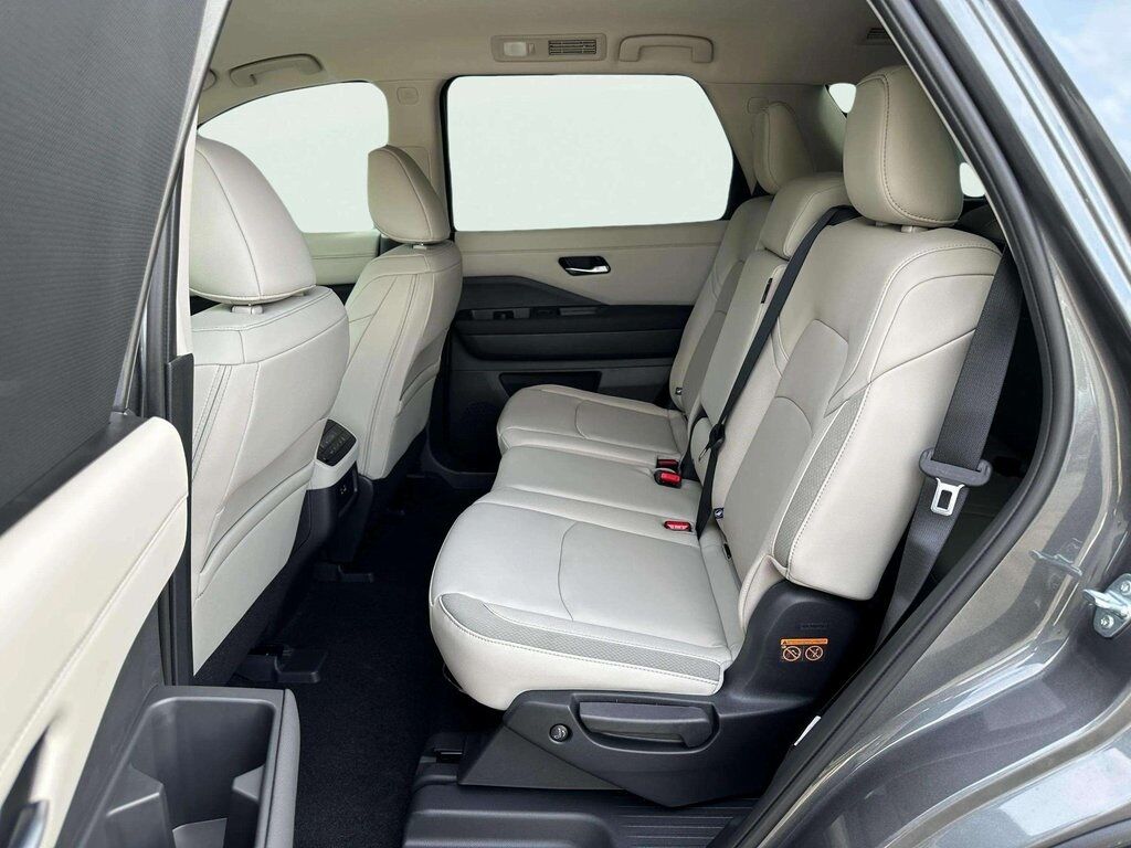 2025 Nissan Pathfinder SL San Clemente CA