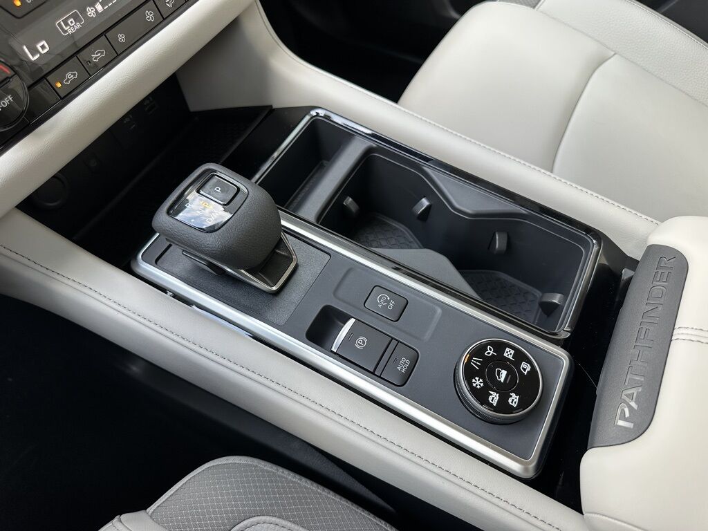 2025 Nissan Pathfinder SL San Clemente CA
