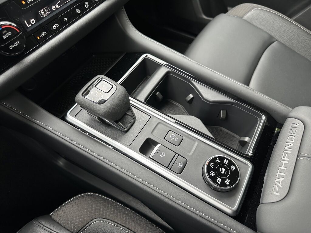 2025 Nissan Pathfinder SL San Clemente CA