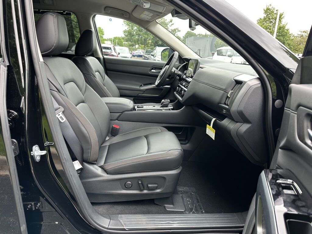 2025 Nissan Pathfinder SL San Clemente CA