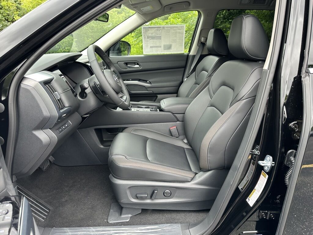 2025 Nissan Pathfinder SL San Clemente CA