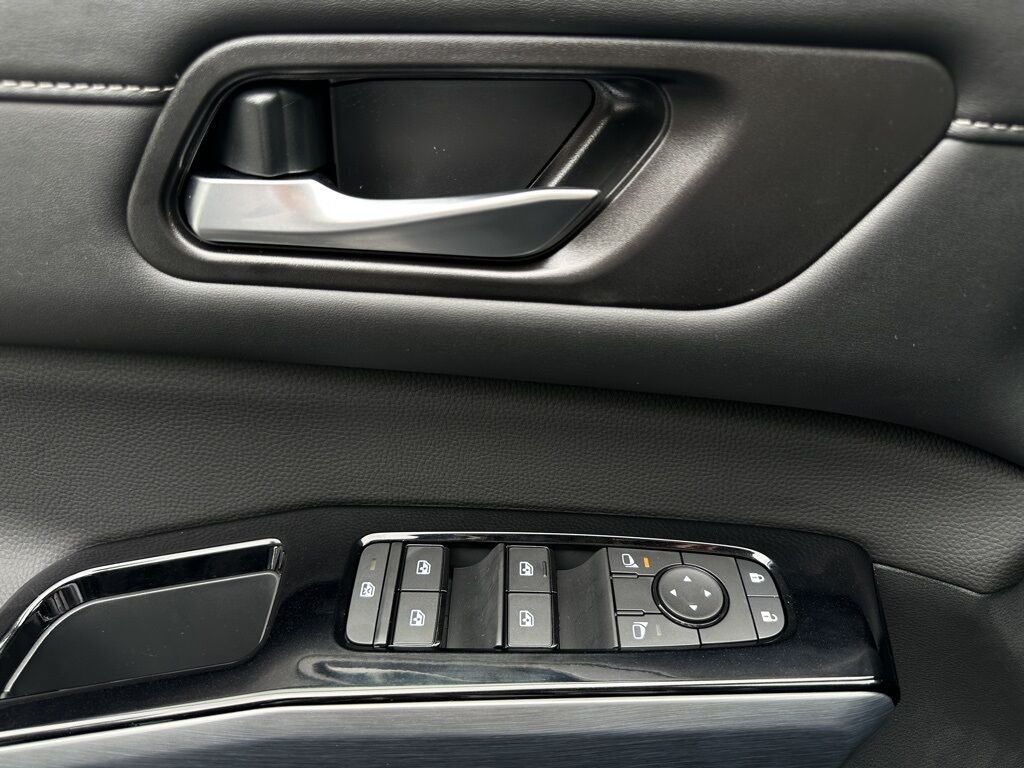 2025 Nissan Pathfinder SL San Clemente CA