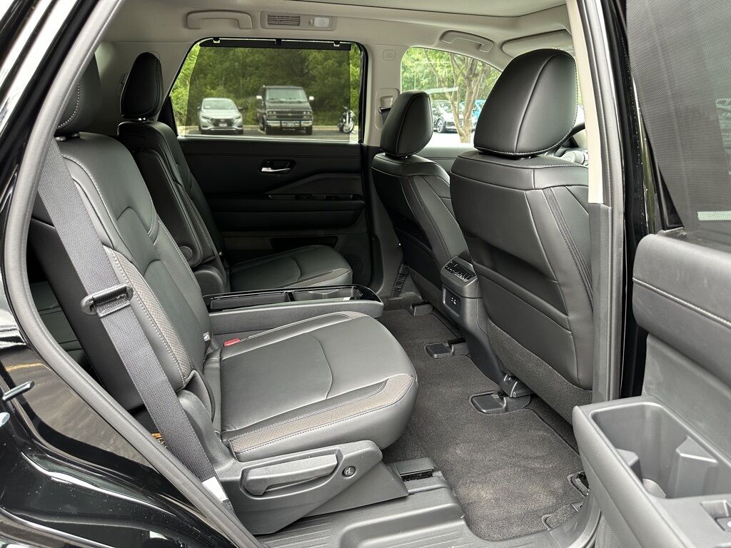 2025 Nissan Pathfinder SL San Clemente CA