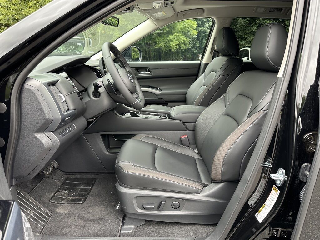 2025 Nissan Pathfinder SL San Clemente CA