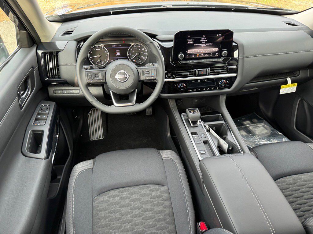 2025 Nissan Pathfinder SV Johnson City TN 2025 Nissan Pathfinder SV Johnson City TN