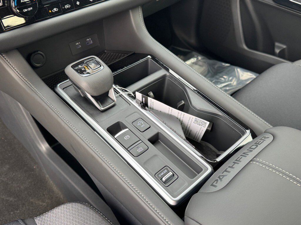 2025 Nissan Pathfinder SV Johnson City TN 2025 Nissan Pathfinder SV Johnson City TN