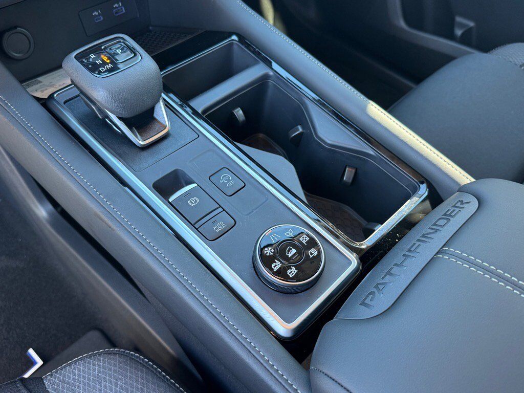 2025 Nissan Pathfinder SV Johnson City TN 2025 Nissan Pathfinder SV Johnson City TN