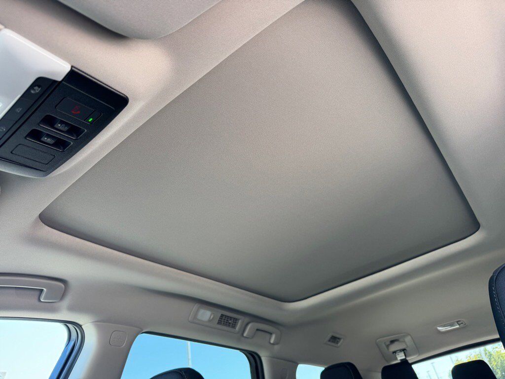 2025 Nissan Pathfinder SV Johnson City TN 2025 Nissan Pathfinder SV Johnson City TN