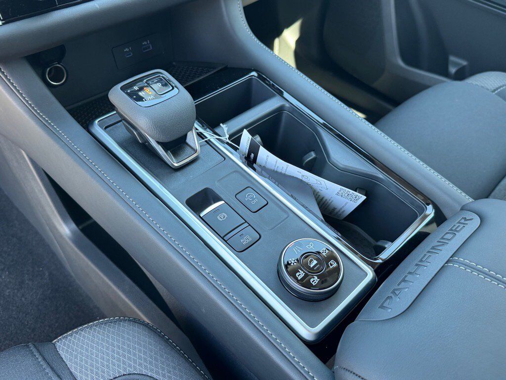 2025 Nissan Pathfinder SV Johnson City TN 2025 Nissan Pathfinder SV Johnson City TN