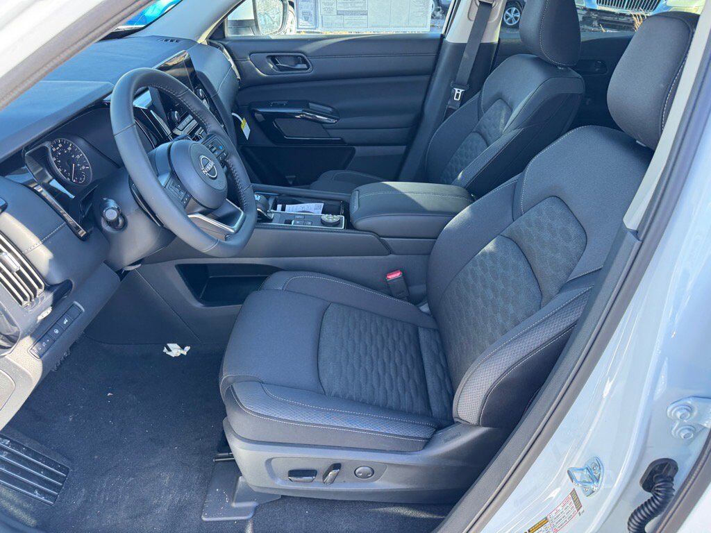 2025 Nissan Pathfinder SV Johnson City TN 2025 Nissan Pathfinder SV Johnson City TN