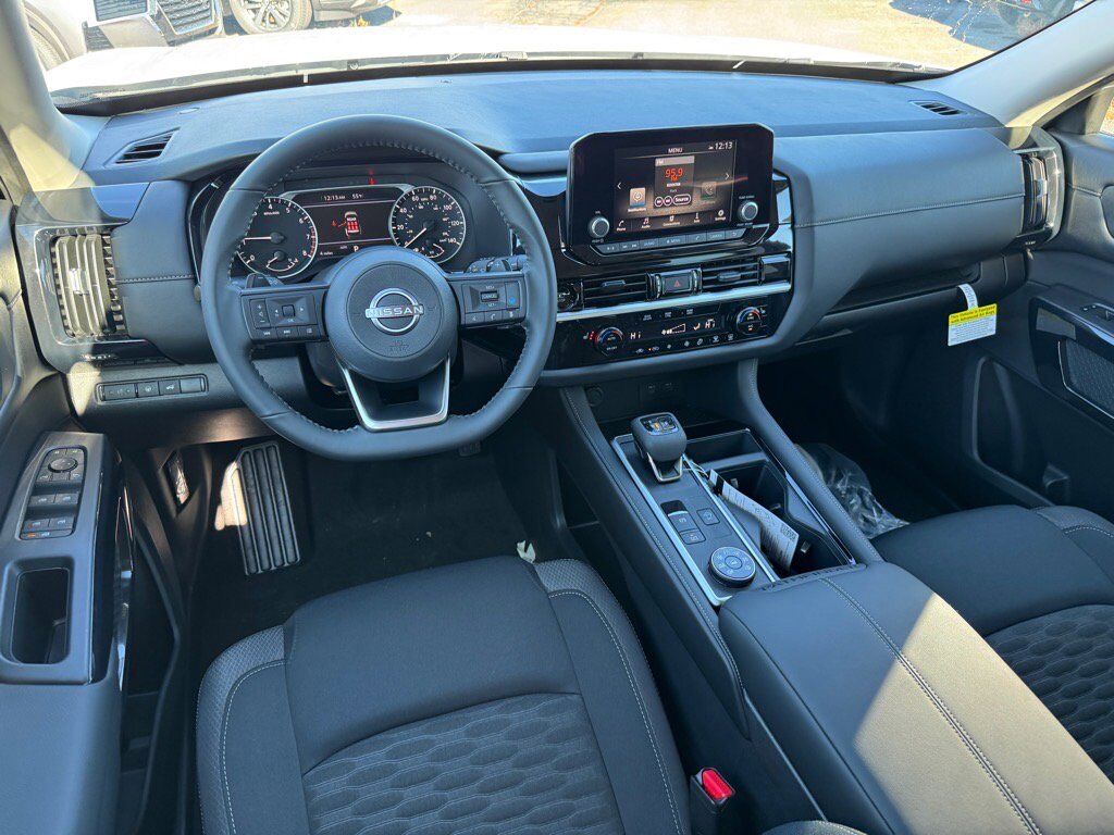 2025 Nissan Pathfinder SV Johnson City TN 2025 Nissan Pathfinder SV Johnson City TN