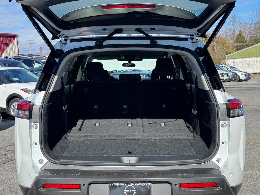 2025 Nissan Pathfinder SV Johnson City TN 2025 Nissan Pathfinder SV Johnson City TN