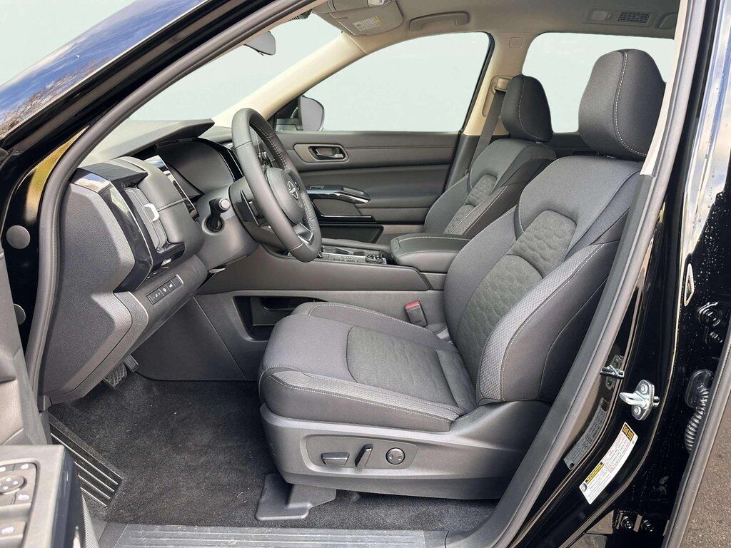 2025 Nissan Pathfinder SV San Clemente CA 2025 Nissan Pathfinder SV San Clemente CA