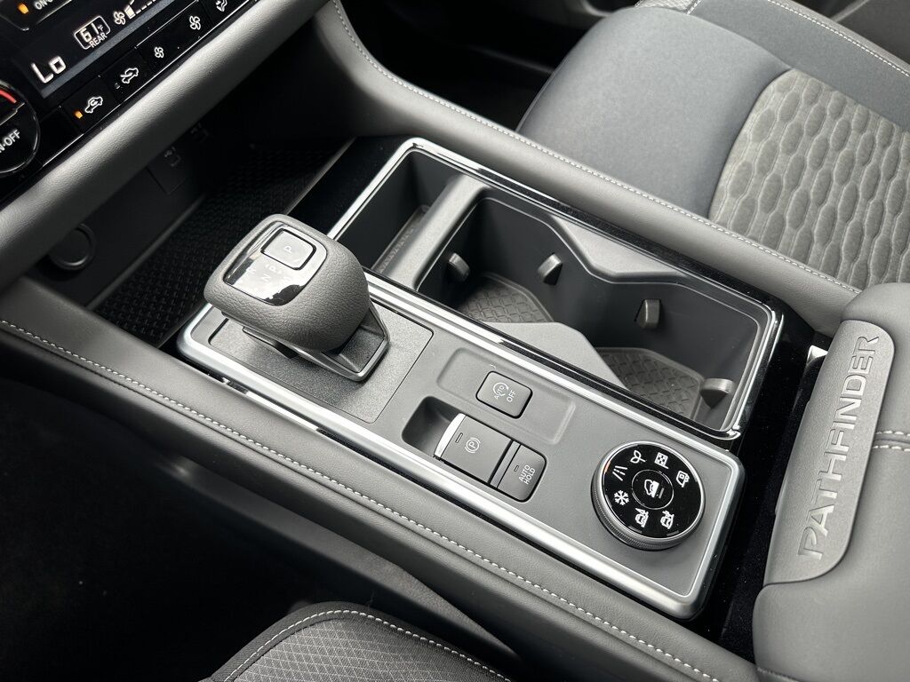 2025 Nissan Pathfinder SV San Clemente CA