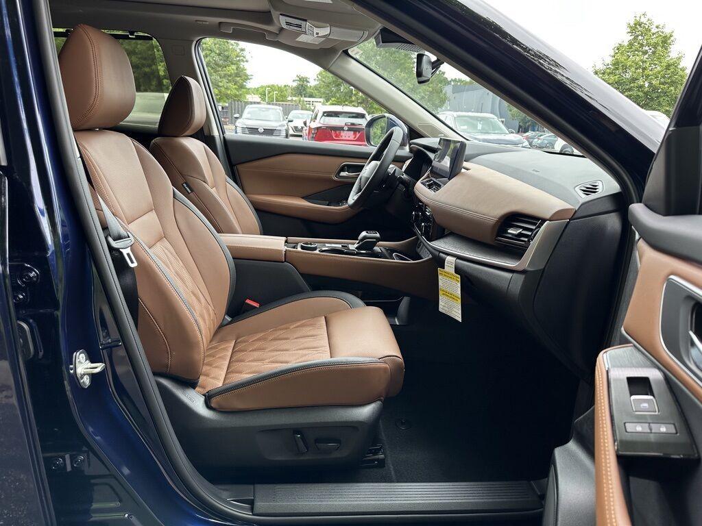 2025 Nissan Rogue Platinum San Clemente CA
