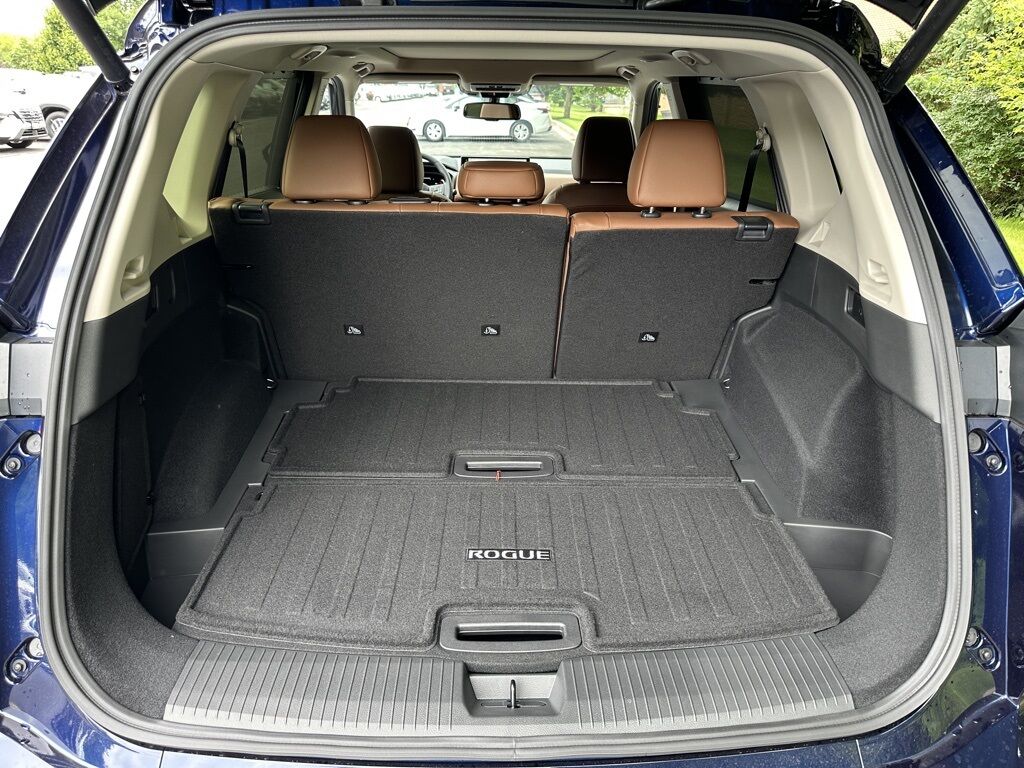 2025 Nissan Rogue Platinum San Clemente CA