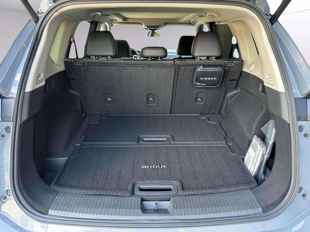 2025 Nissan Rogue Platinum San Clemente CA
