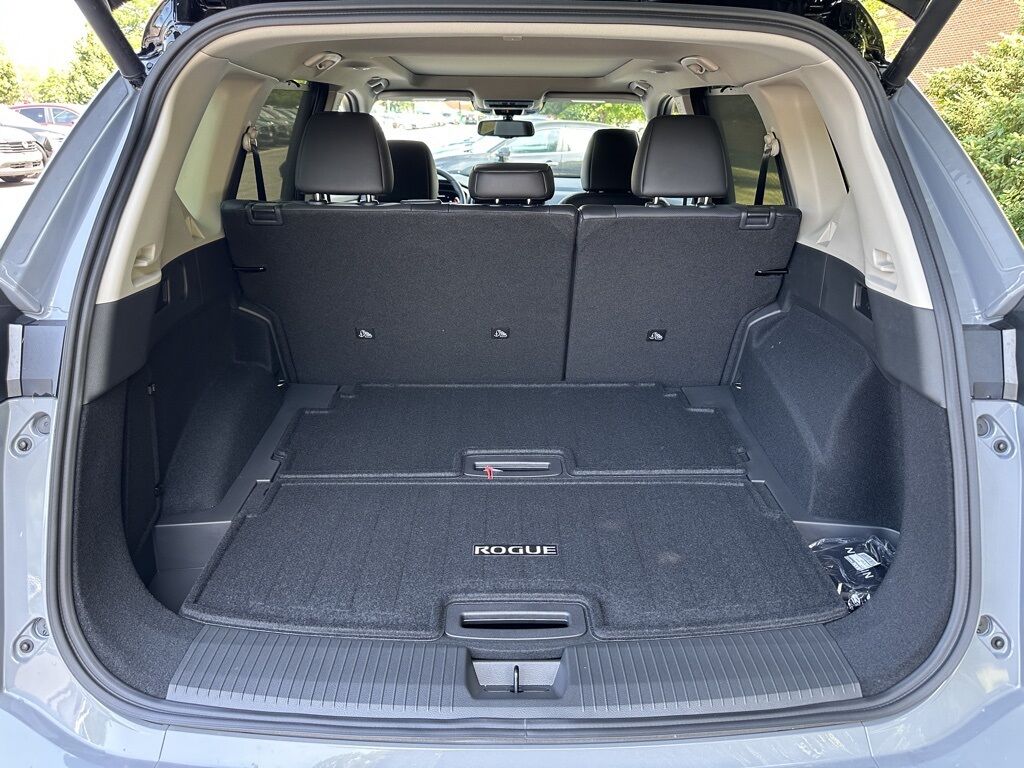 2025 Nissan Rogue Platinum San Clemente CA