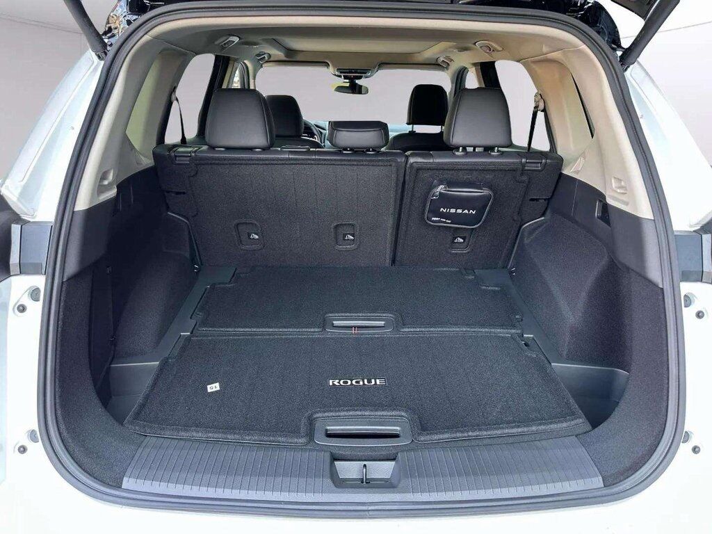 2025 Nissan Rogue Platinum San Clemente CA