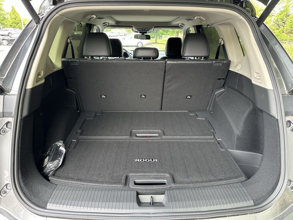 2025 Nissan Rogue SL San Clemente CA