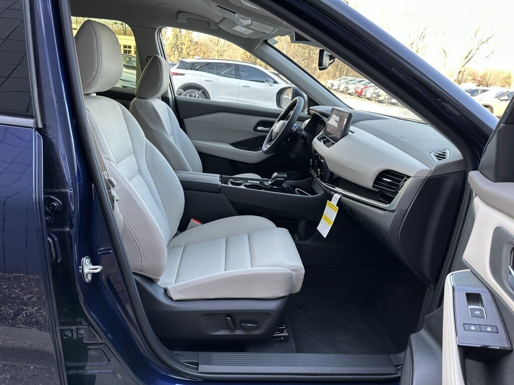 2025 Nissan Rogue SL San Clemente CA
