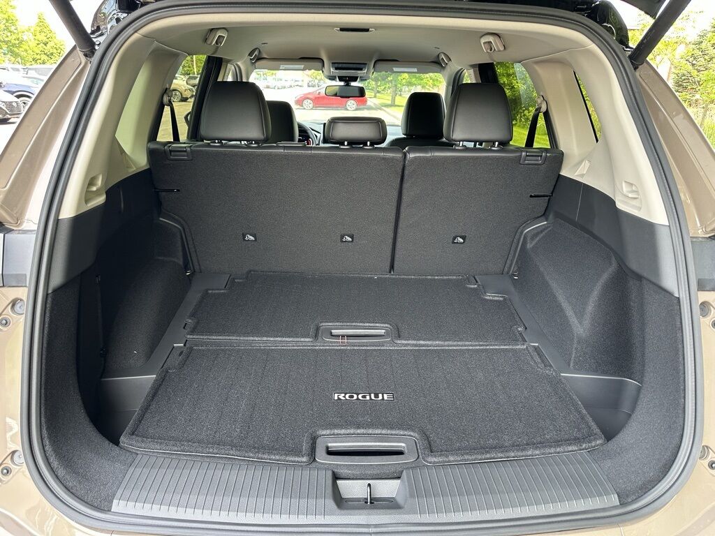 2025 Nissan Rogue SL San Clemente CA