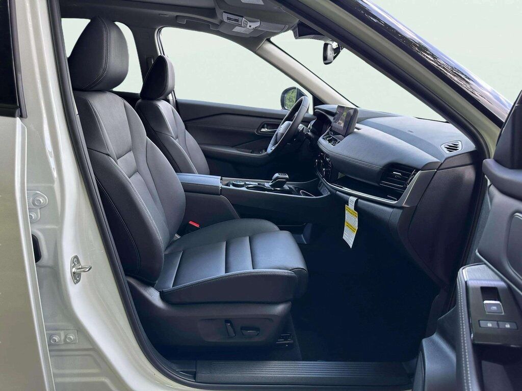 2025 Nissan Rogue SL W/ Premium & Tech Pkg San Clemente CA 2025 Nissan Rogue SL W/ Premium & Tech Pkg San Clemente CA