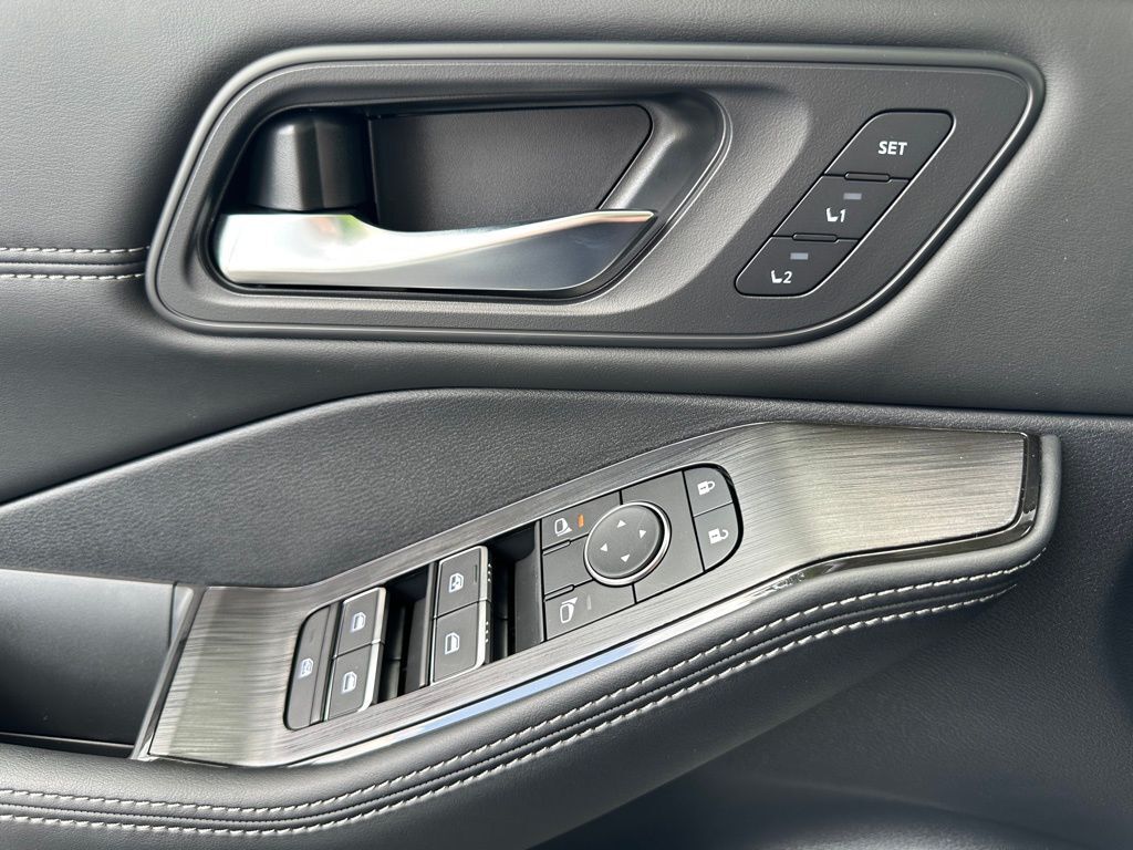 2025 Nissan Rogue SL W/ Premium &amp; Tech Pkg San Clemente CA