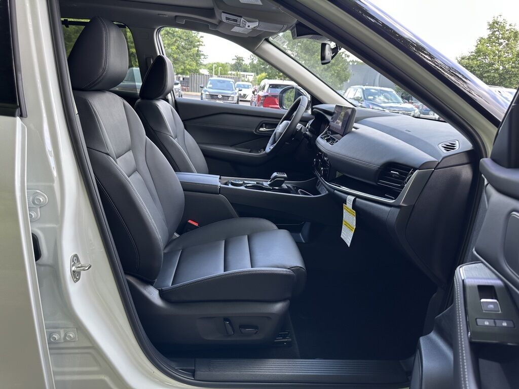 2025 Nissan Rogue SL W/ Premium &amp; Tech Pkg San Clemente CA