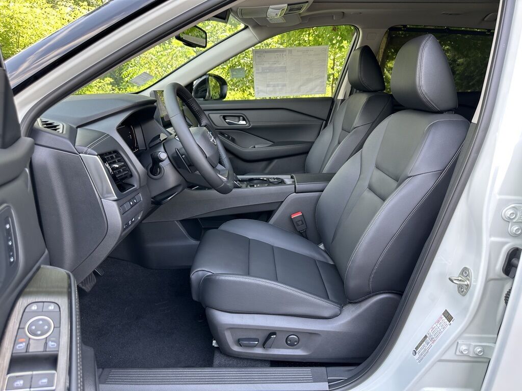 2025 Nissan Rogue SL W/ Premium &amp; Tech Pkg San Clemente CA