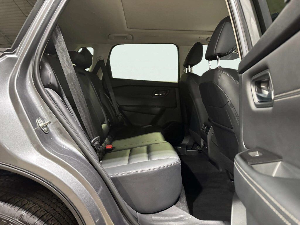 2025 Nissan Rogue SL w/Premium &amp; Tech Pkg San Clemente CA