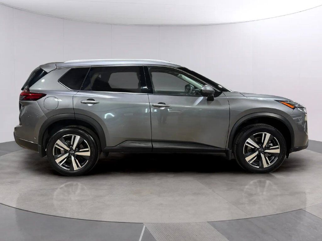 2025 Nissan Rogue SL w/Premium &amp; Tech Pkg San Clemente CA