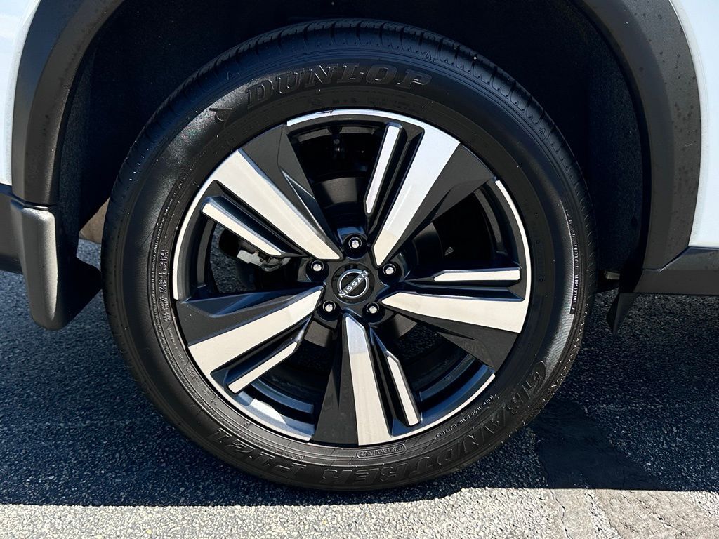 2025 Nissan Rogue SL w/Premium &amp; Tech Pkg San Clemente CA