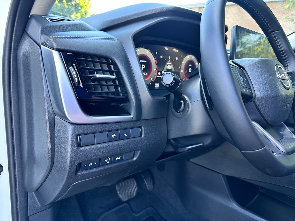 2025 Nissan Rogue SL w/Premium &amp; Tech Pkg San Clemente CA