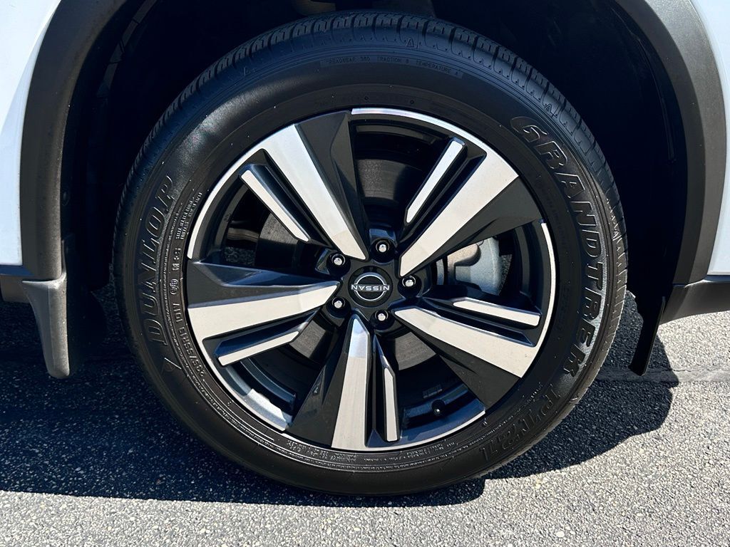 2025 Nissan Rogue SL w/Premium &amp; Tech Pkg San Clemente CA
