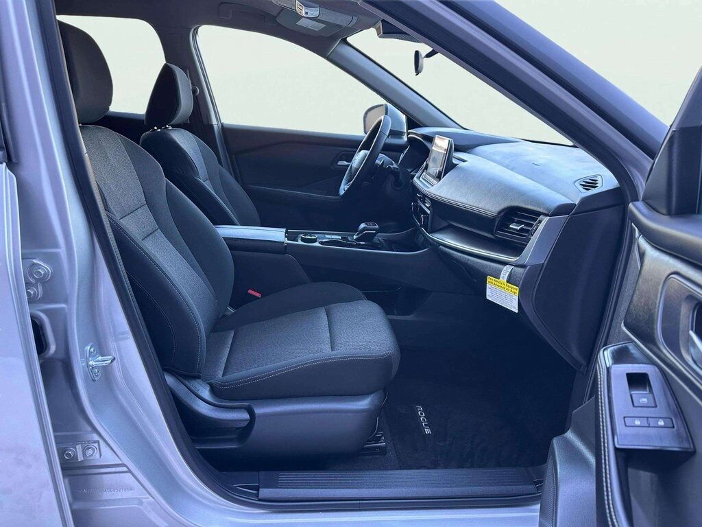 2025 Nissan Rogue SV San Clemente CA