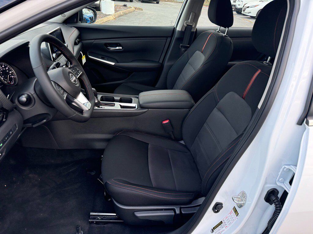 2025 Nissan Sentra SR Johnson City TN 2025 Nissan Sentra SR Johnson City TN