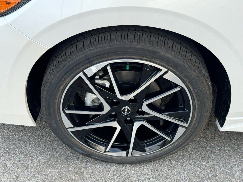 2025 Nissan Sentra SR Johnson City TN 2025 Nissan Sentra SR Johnson City TN