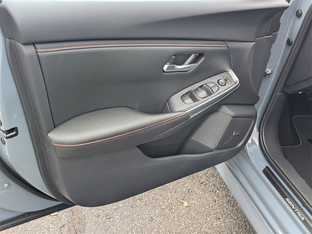 2025 Nissan Sentra SR Kennesaw GA 2025 Nissan Sentra SR Kennesaw GA