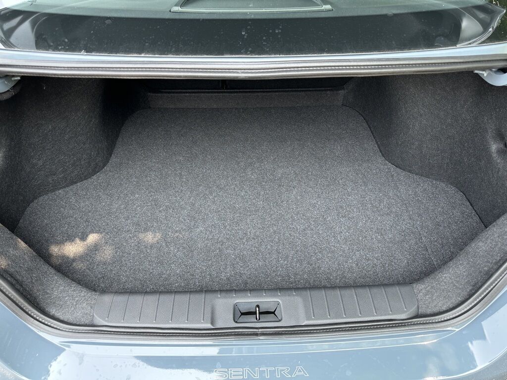 2025 Nissan Sentra SR San Clemente CA 2025 Nissan Sentra SR San Clemente CA