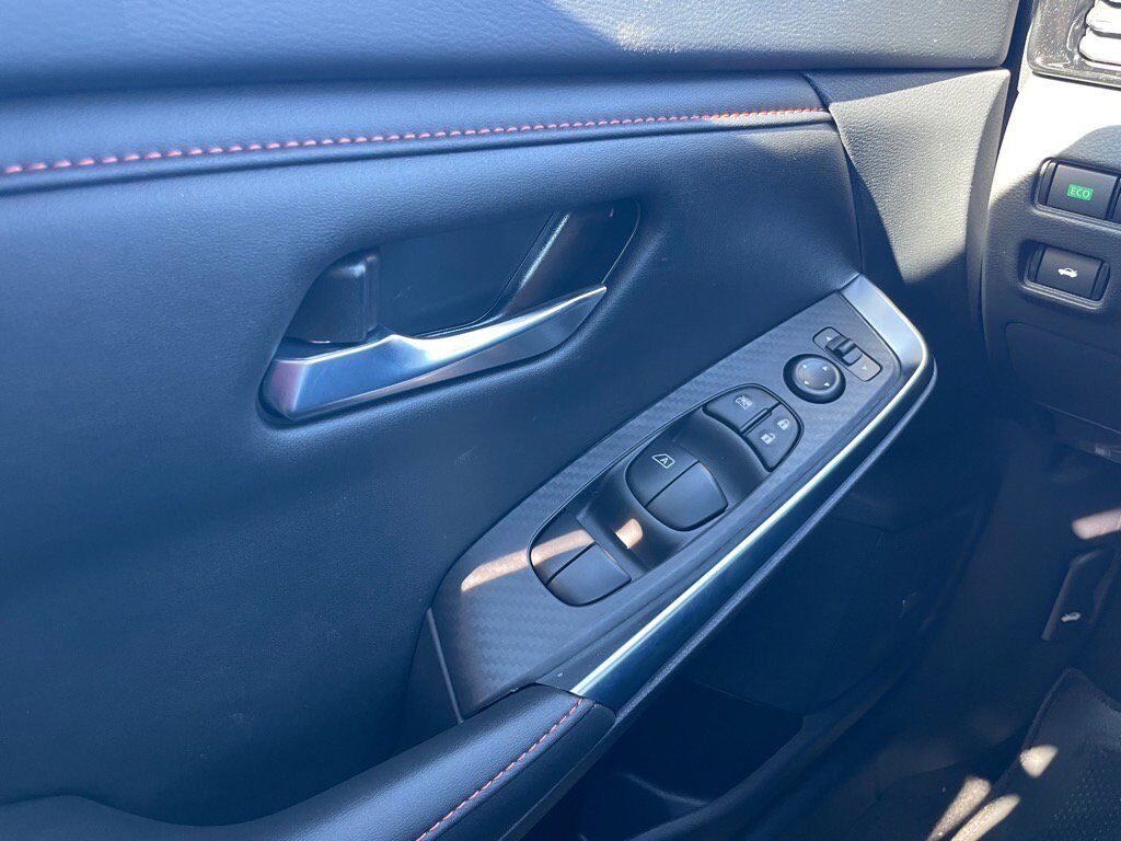 2025 Nissan Sentra SR Oak Ridge TN 2025 Nissan Sentra SR Oak Ridge TN