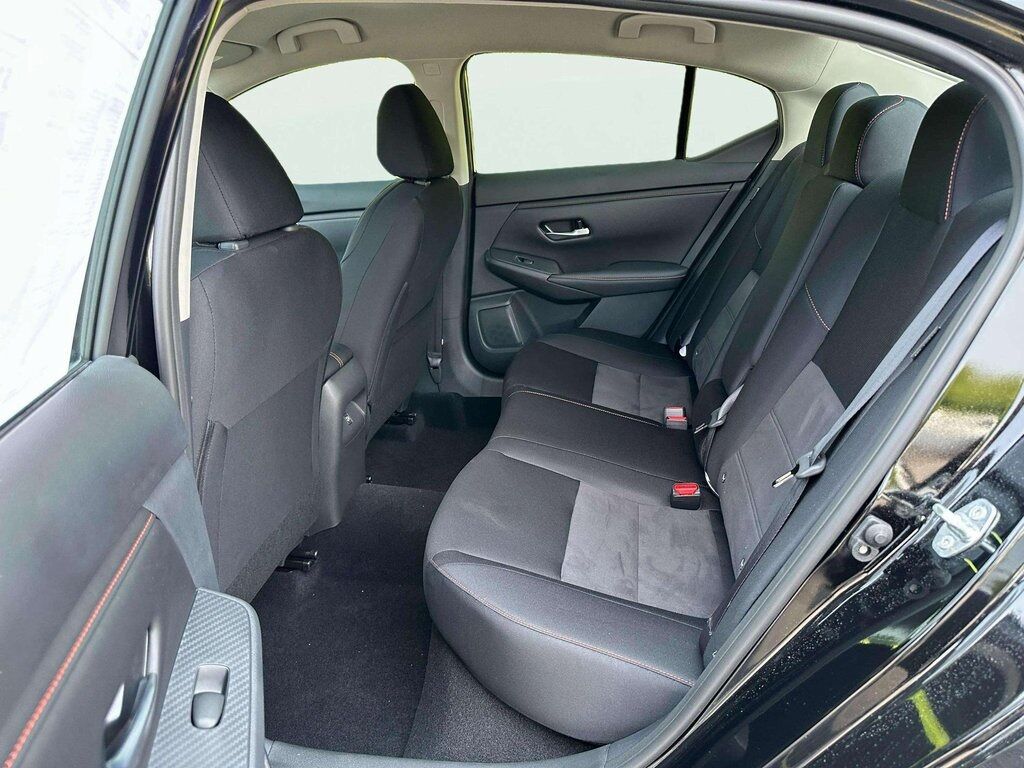 2025 Nissan Sentra SR w/Midnight Edition San Clemente CA 2025 Nissan Sentra SR w/Midnight Edition San Clemente CA